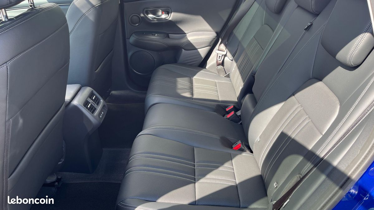 HONDA ZR-V e:HEV 2.0 i-MMD Advance (image 19)