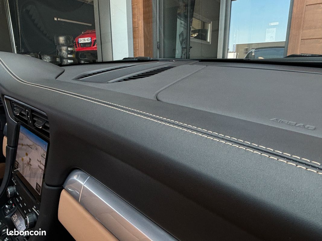 Porsche 911 991.2 Carrera 4 (image 13)