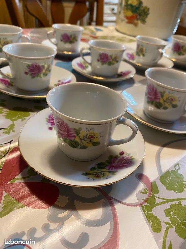 Tasses à fleures (image 3)