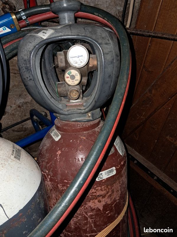 Bouteille acetylene integra 300 bars vide (image 2)