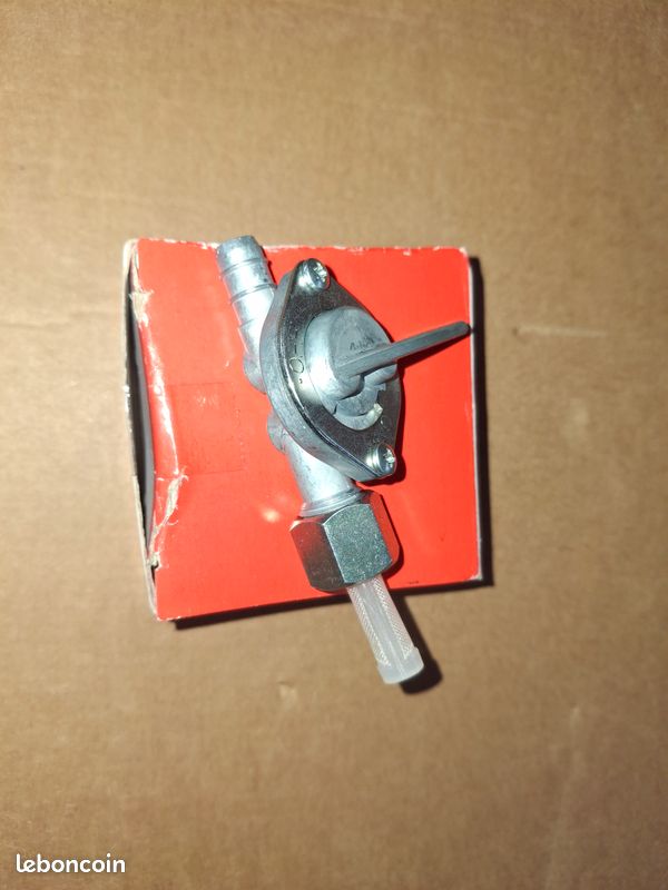 Robinet d’essence YZ et HL yamaha neuf (image 1)