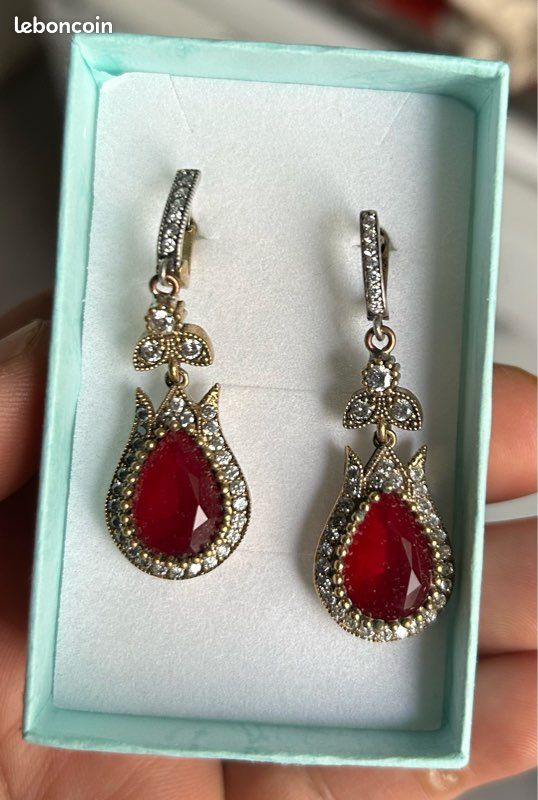 Boucles D'oreilles Grenat Bordeaux Et Argent 925 - Pendantes Dormeuses - Neuf Sans Emballage