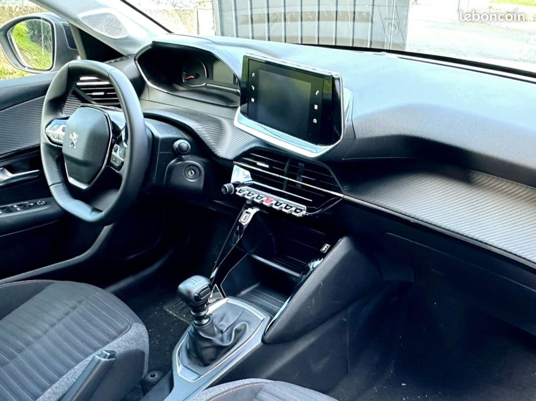 PEUGEOT 208 BlueHDi 100 SS BVM6 Allure ETAT NEUF ENTRETIENT COMPLET A JOUR (image 3)
