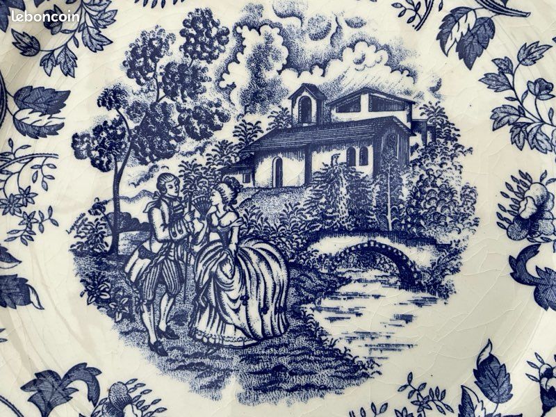 Lot de 2 assiettes plates vintage bleues et blanches en ironstone, 24 cm (image 3)