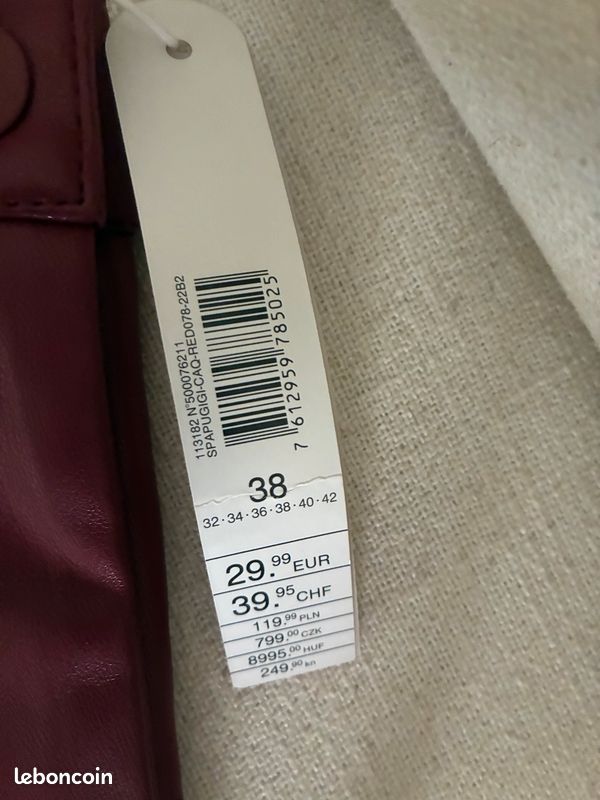Pantalon Tally Weijl simili cuir bordeaux taille 38 neuf (image 4)