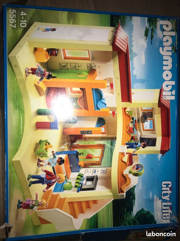 Playmobil crèche (image 1)