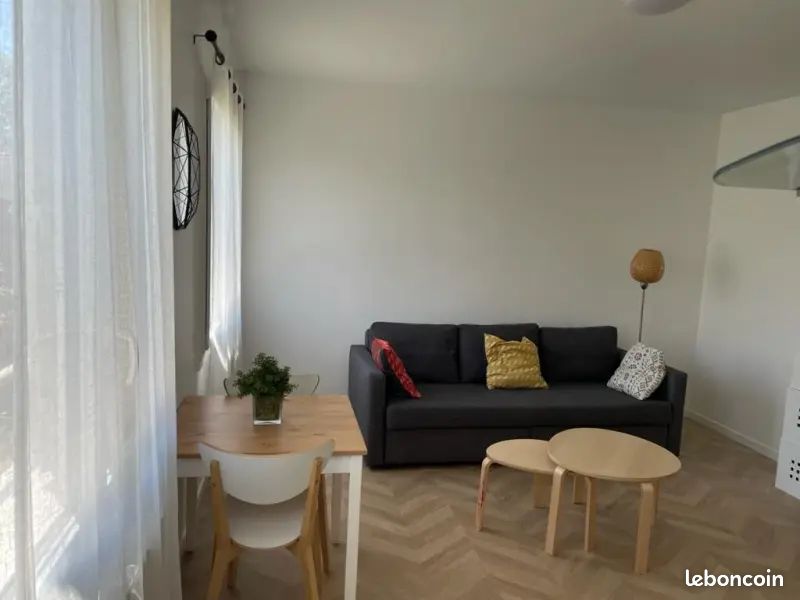 Appartement 1 pièce 25 m² · à Nanterre · 25 m² · 850 €