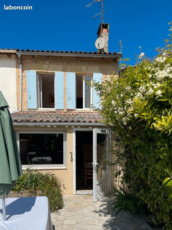 Maison 6 pièces 161 m² · à Sauveterre-de-Guyenne · 161 m² · 189 000 €