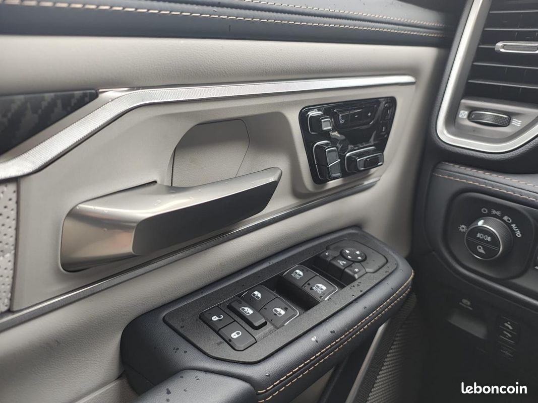 Dodge ram 1500 crew tungsten air rambox (image 12)