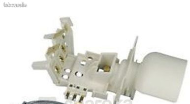 Boîtier adaptateur thermostat Frigo, Réfrigérateur, Congélateur - 481010650381 WHIRLPOOL, INDESIT, BAUKNECHT, IGNIS, LADEN, ARISTON HOTPOINT, IKEA - Whirlpool (image 1)