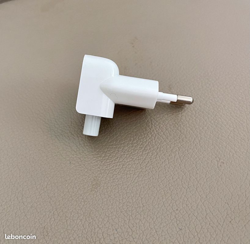 Apple 603-1378 adaptateur pour prises européennes Accessoires