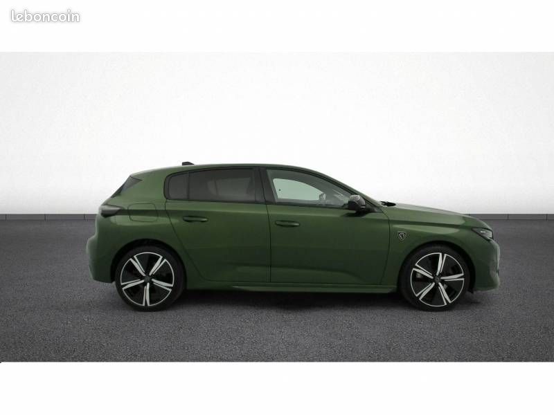 Peugeot 308 PHEV 225 e-EAT8 GT (image 10)