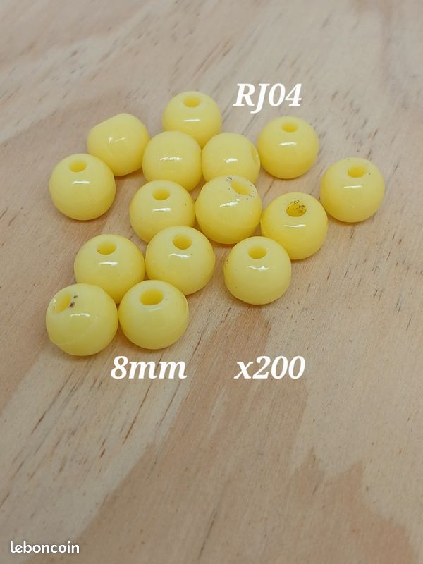 Lot 200 perles rondes anciennes jaunes 8mm ( Rj04) (image 1)