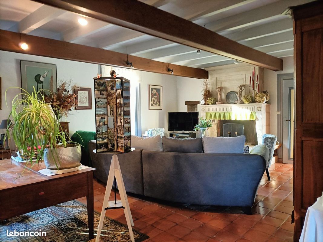 Propriété 6 pièces 187 m² (image 3)