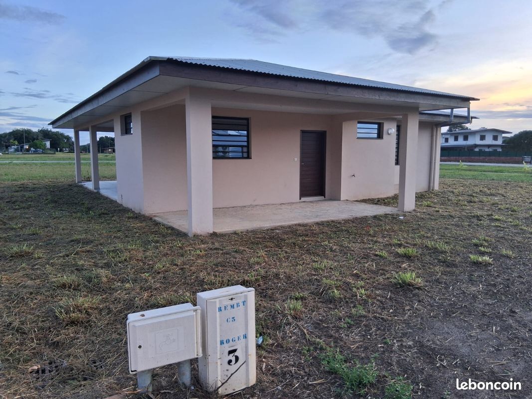 Maison 4 pièces 100 m² · à Cayenne · 100 m² · 1 130 €/mois