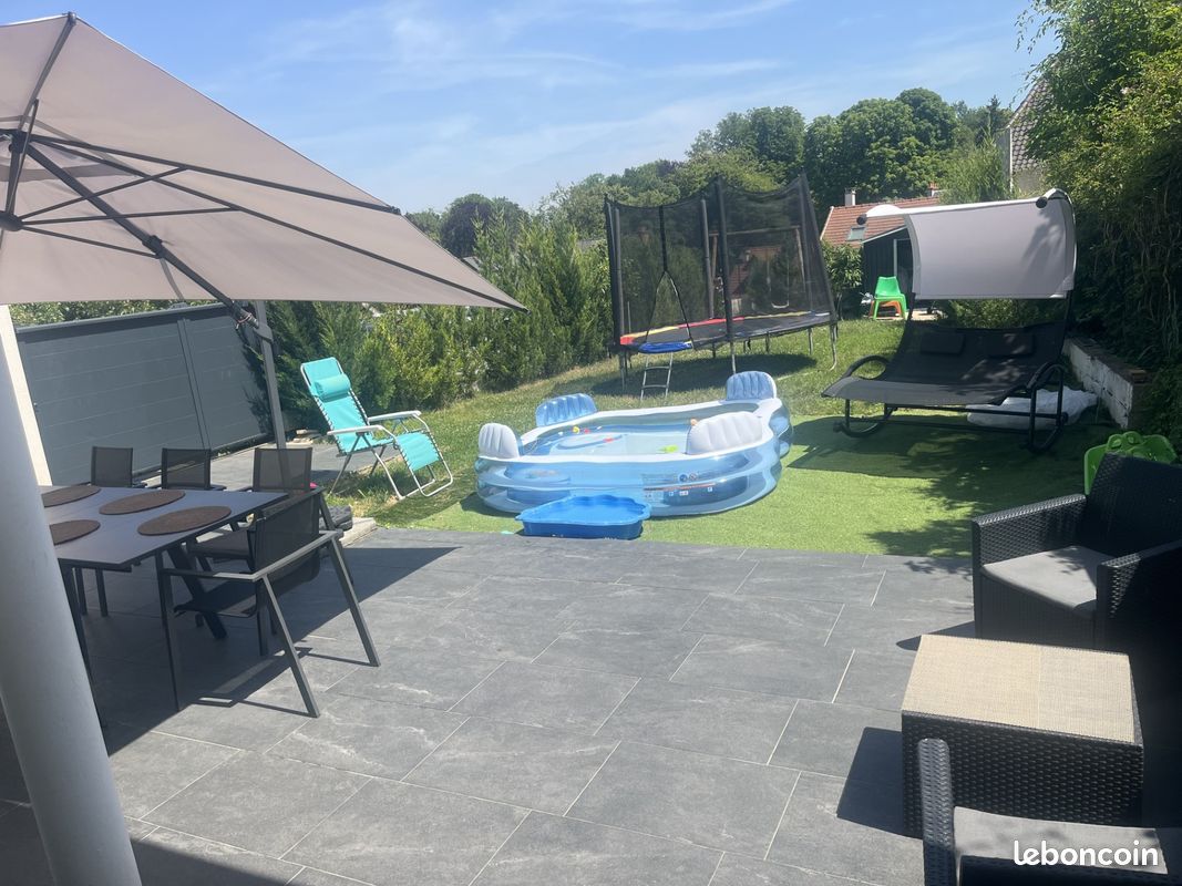 Maison 12 pièces 170 m² · à Jouy-le-Moutier · 170 m² · 550 000 €