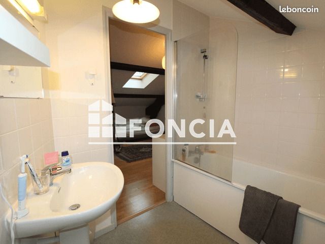 Appartement 2 pièces 32 m² · à Grenoble · 32 m² · 556 €