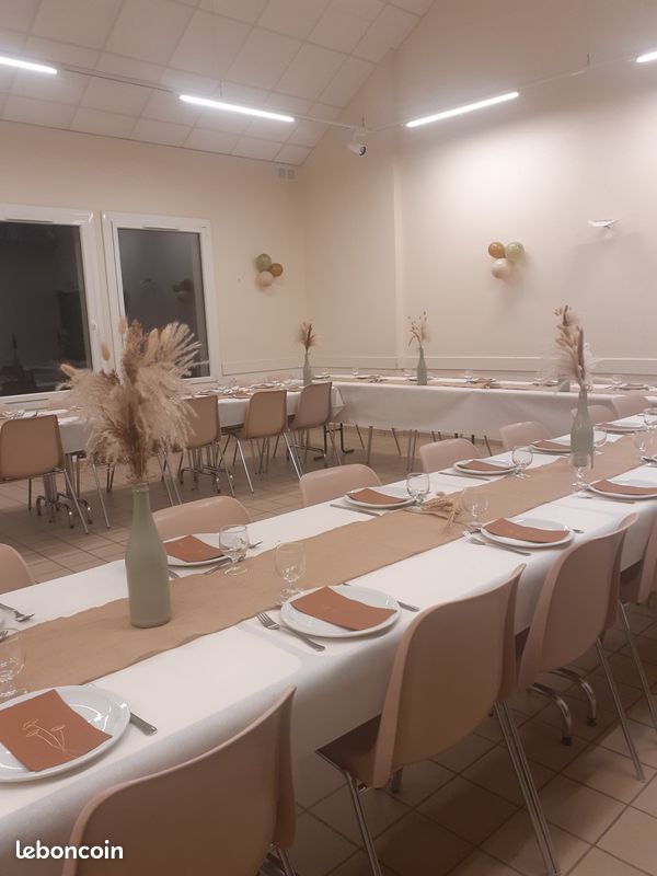 Chemin de table en toile de jute (image 2)