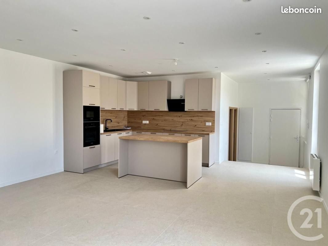 Appartement 4 pièces 111 m² · à Anet · 111 m² · 423 850 €