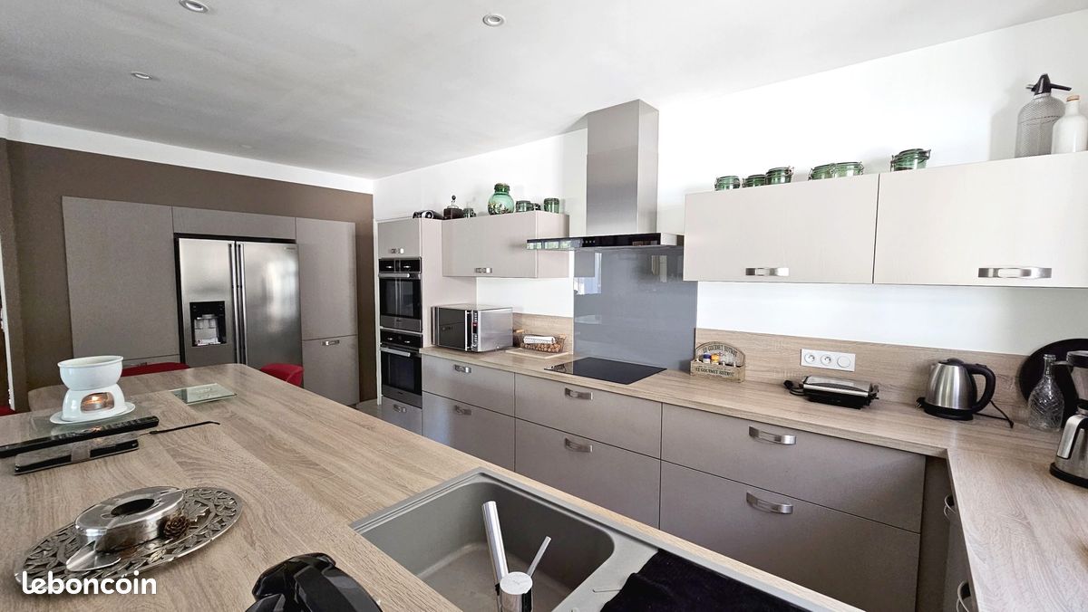 Villa 6 pièces 196 m² (image 12)
