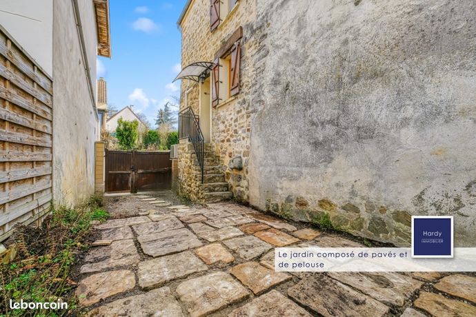 https://img.leboncoin.fr/api/v1/lbcpb1/images/36/aa/14/36aa14f82689ea2c44cc100fb036c49efb9a271a.jpg?rule=ad-image