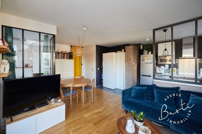 Appartement a vendre  - 4 pièce(s) - 76.5 m2 - Surfyn