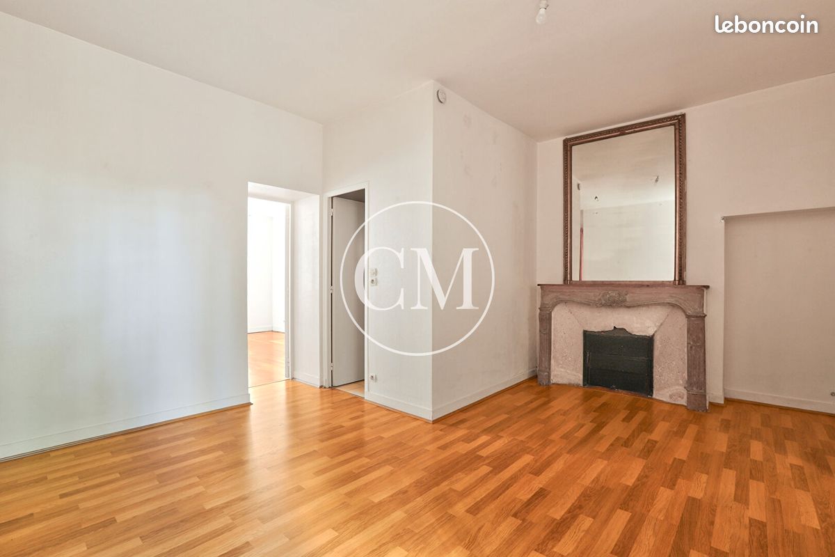 Appartement 3 pièces 54 m² · à Versailles · 54 m² · 323 000 €