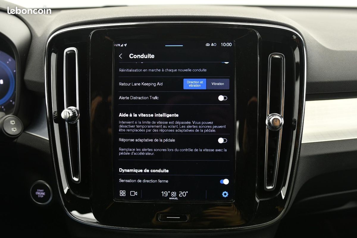 VOLVO XC40 B3 163 ch DCT7 Start (image 30)