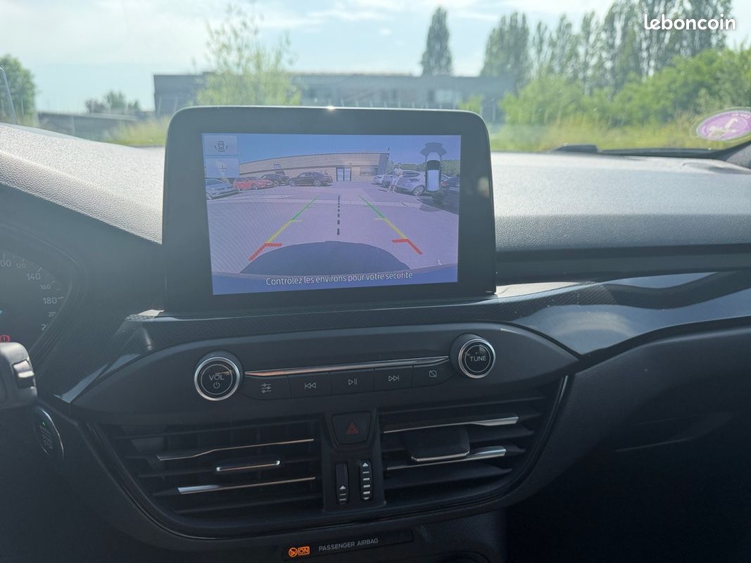 FORD FOCUS 1.5 EcoBoost 150 SS BVA8 ST Line - GPS - Caméra - Détecteur angles mort - Carplay - Suivi à jour (image 12)