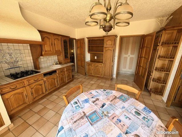 Maison 5 pièces 213 m² (image 8)