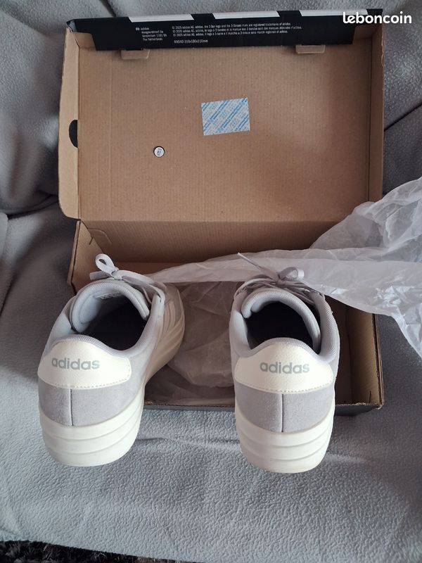 Baskets ADIDAS _ CHAUSSURES ETAT NEUF (image 6)