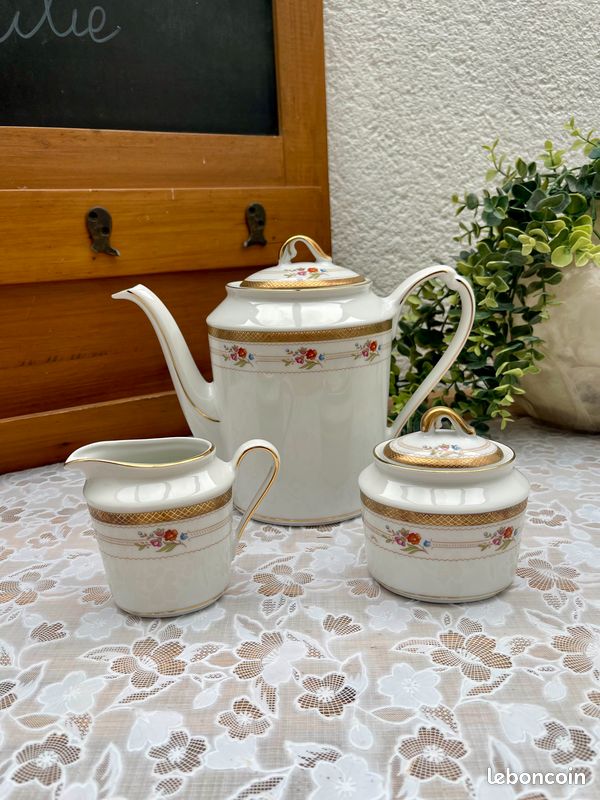 Ancienne Théière En Porcelaine Winterling Western Germany – Art Déco – 23,5 Cm
