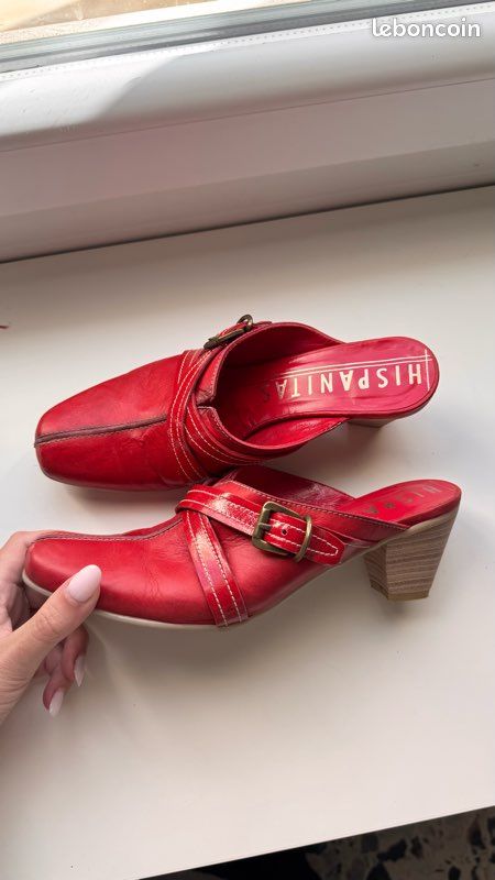 Mules rouge en cuir (image 1)