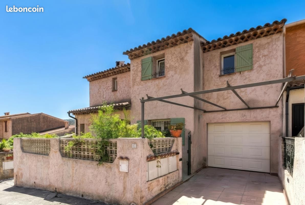 Maison 5 pièces 175 m² · à Carros · 175 m² · 560 000 €