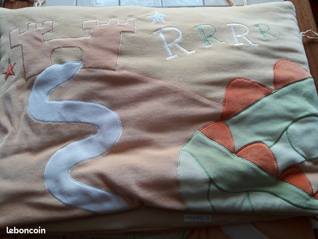 Tour de lit bébé (image 1)