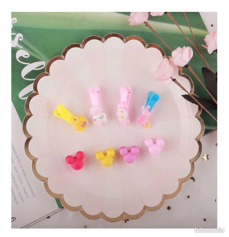 Accessoires cheveux filles Hello Kitty (image 3)