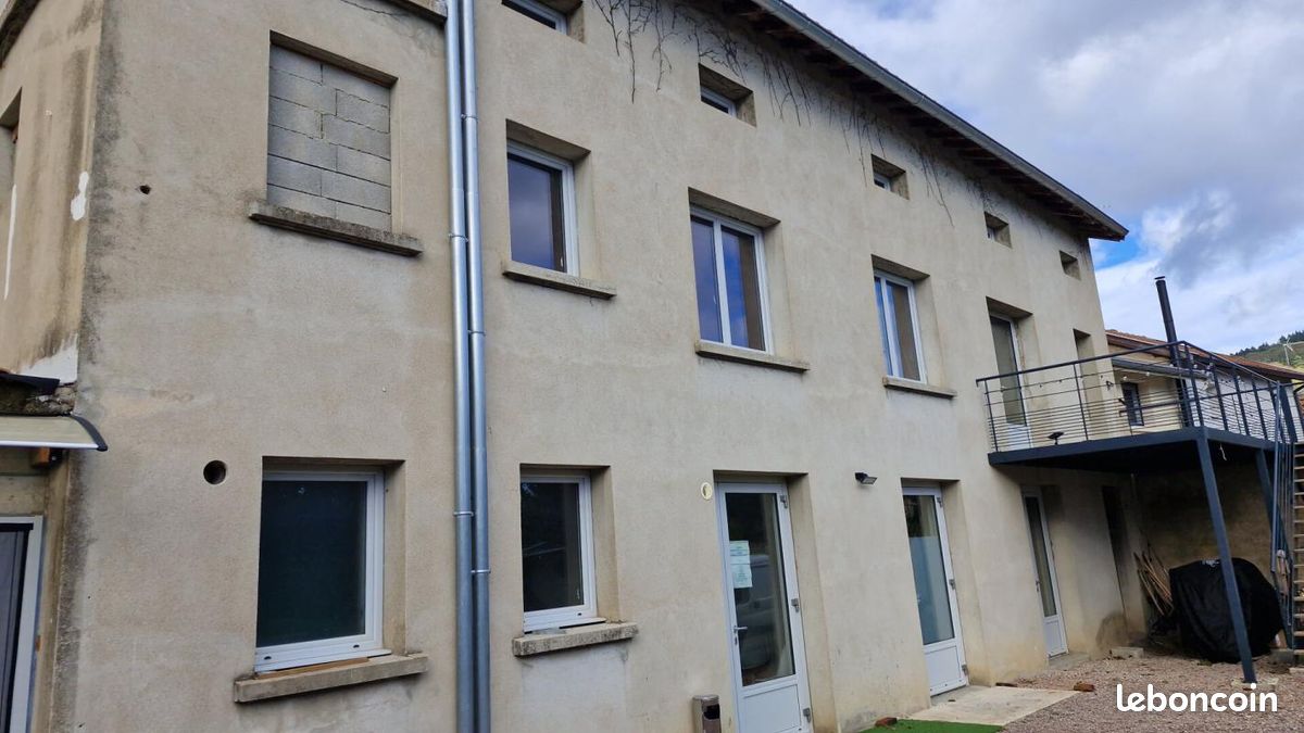 Immeuble 4 pièces 74 m² · à Champoly · 74 m² · 199 000 €