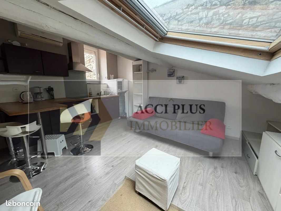 Appartement 1 pièce 13 m² · à Nîmes · 13 m² · 484 €/mois