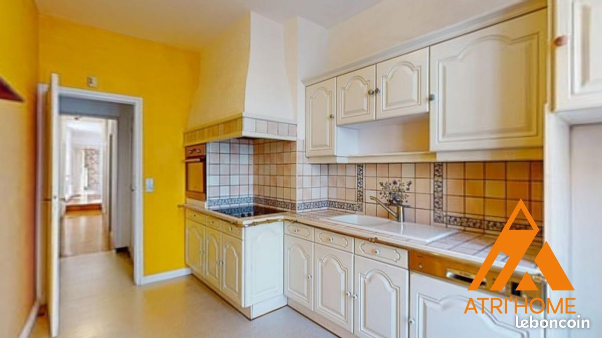 Appartement 3 pièces 89 m² · à Aurillac · 89 m² · 123 000 €