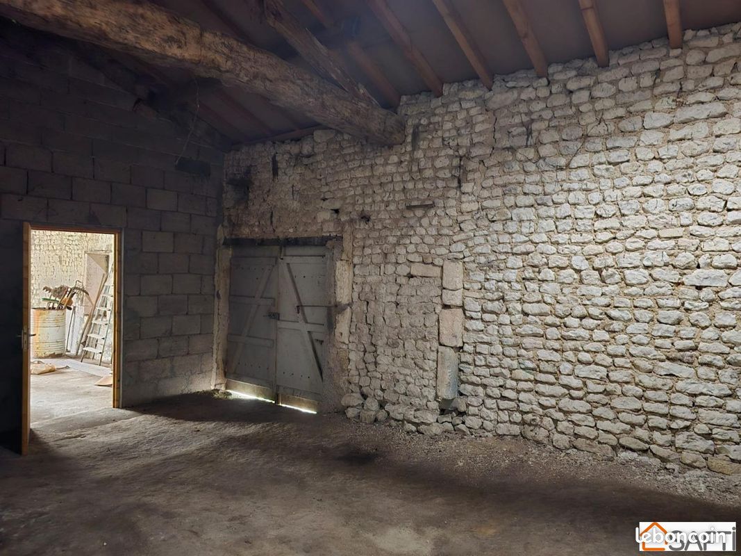 Propriété 3 pièces 61 m² - Segonzac 16130 (image principale 12)