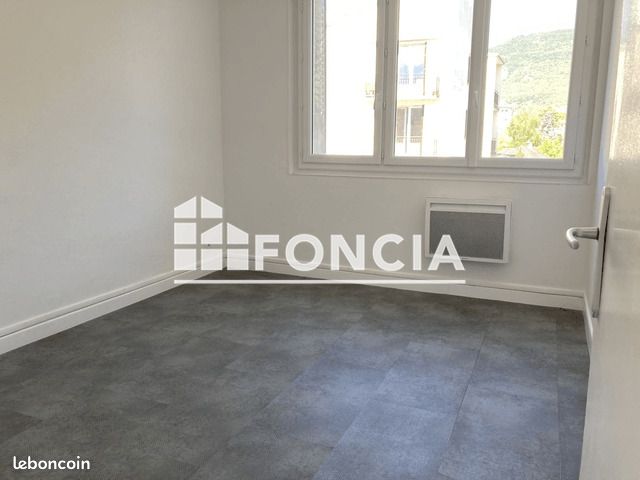Appartement 3 pièces 54 m² · à La Tronche · 54 m² · 675 €