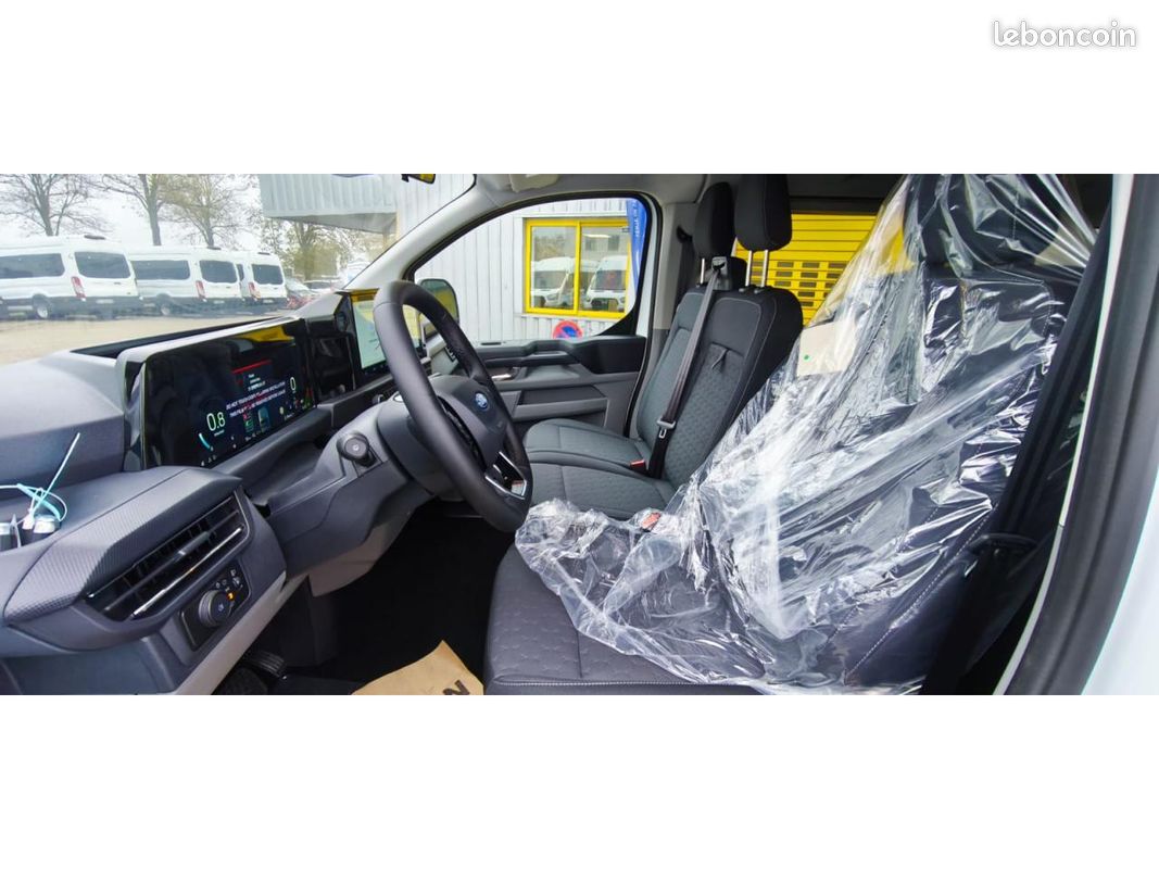 FORD TRANSIT CUSTOM KOMBI Kombi Custom 2.0 EcoBlue - 170 - BVA KOMBI CUSTOM 320 L1 Limited (image 14)