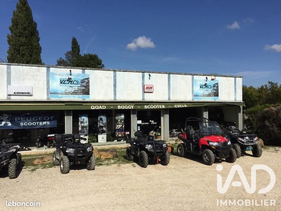 Immeuble 300 m² · à Vergigny · 300 m² · 128 000 €