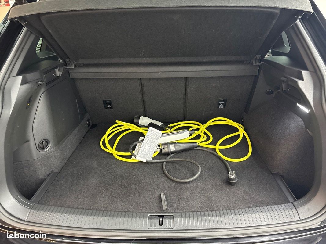 VOLKSWAGEN Tiguan 1.4 eHybrid 245ch DSG6 R-Line Exclusive (image 19)