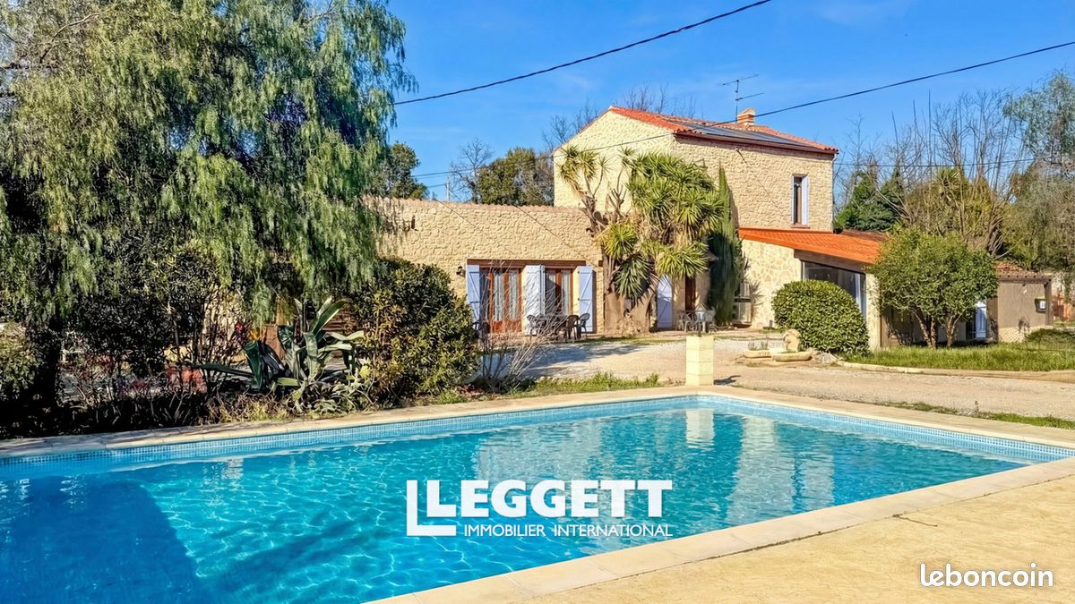 Maison 10 pièces 215 m² · à Saint-Estève · 215 m² · 585 000 €