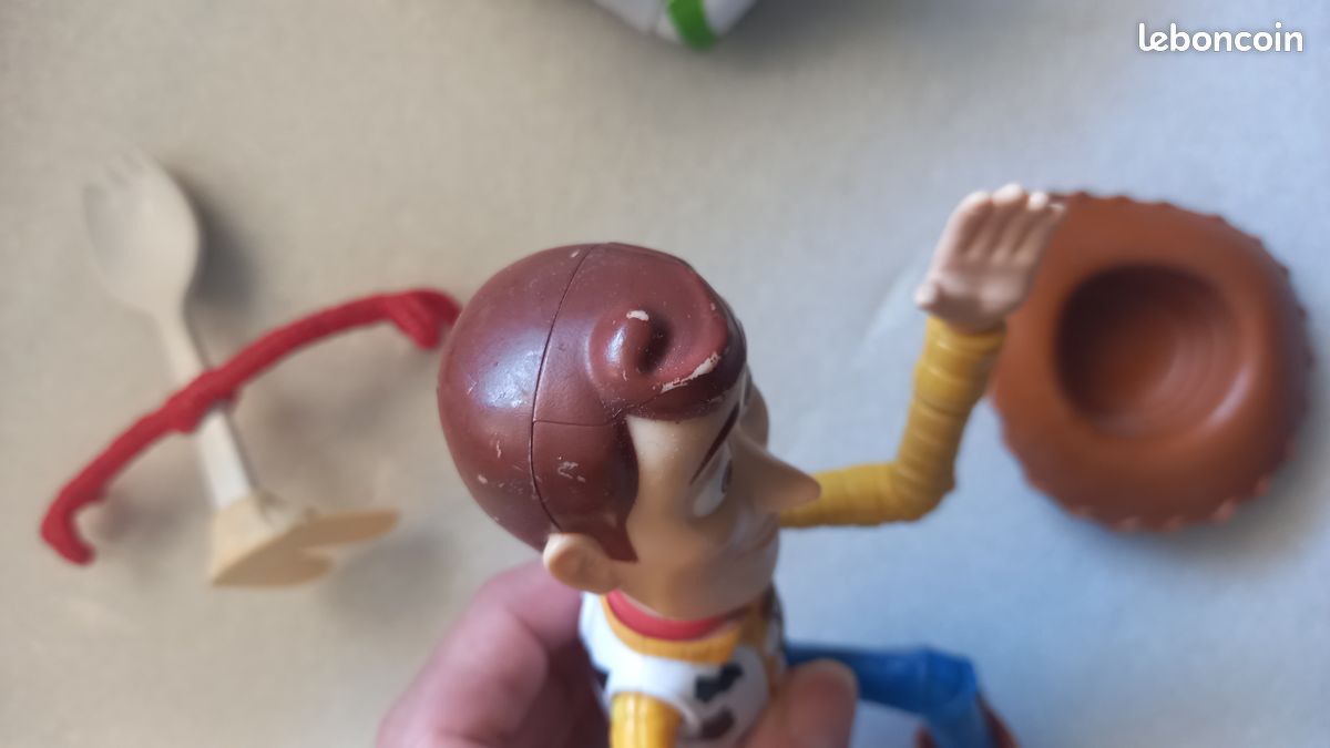 Figurines Toy Story 4: Woody sonore, Buzz l'Éclair sonore et Fourchette (image 7)