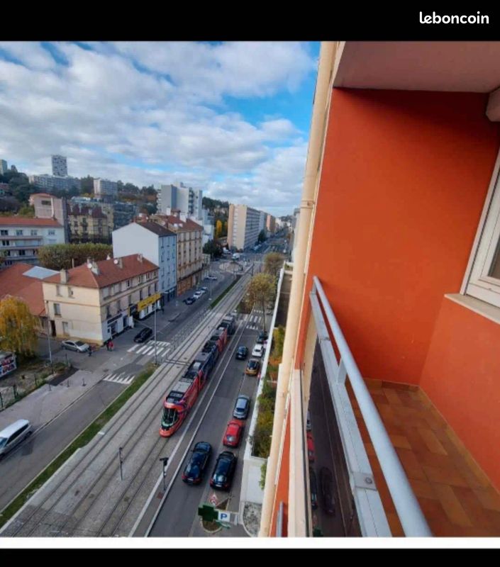Appartement 3 pièces 65 m² · à Saint-Étienne · 65 m² · 790 €