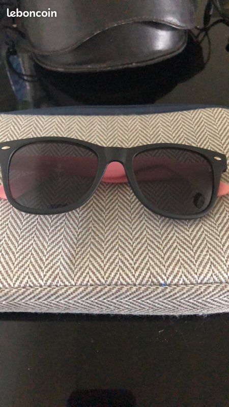 Lunettes soleil fantaisie (image 1)
