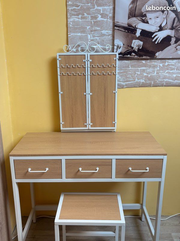 Coiffeuse avec miroir triptyque et tabouret (image 6)