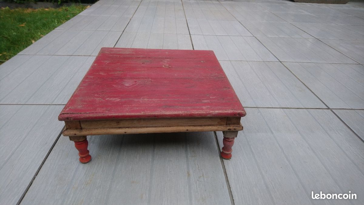 Lot de 2 tables en bois (image 1)